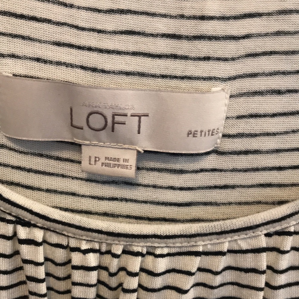 Loft Dress - Picture 2 of 4